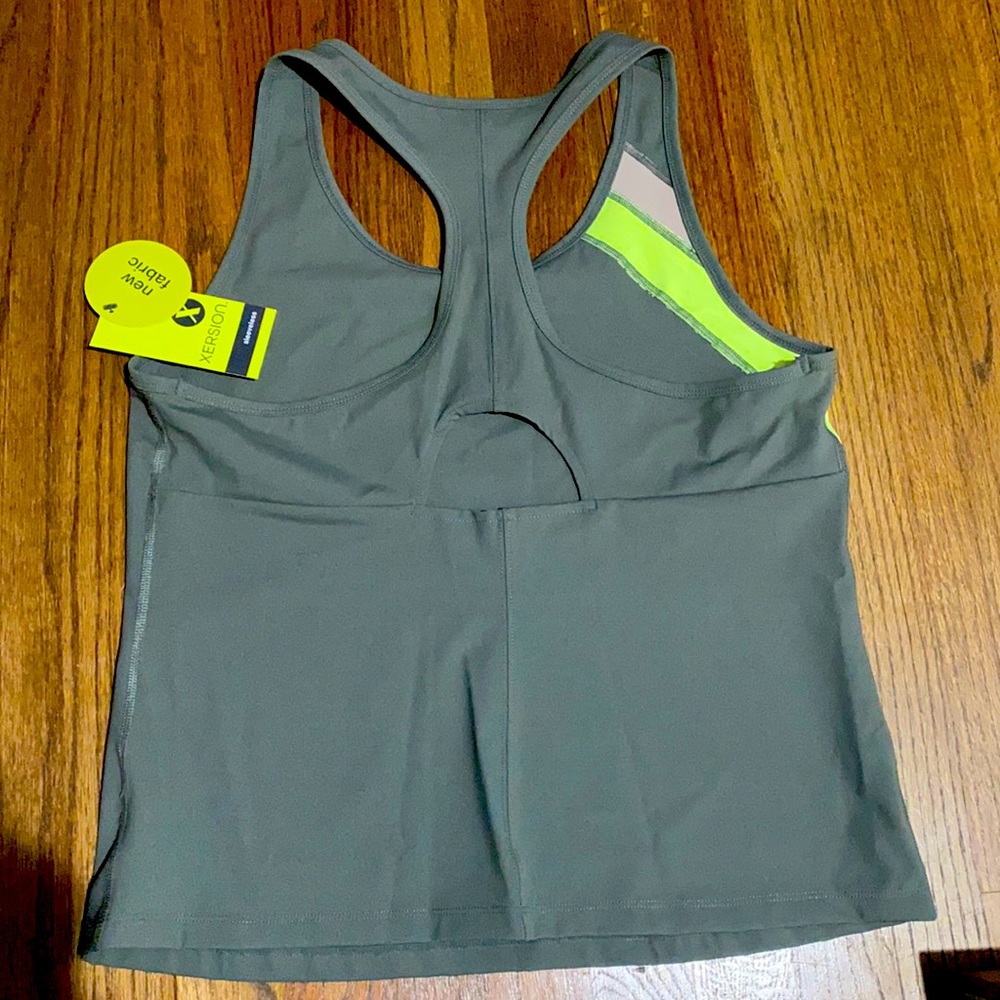 🆕 Xersion Women’s Grey and Neon athletic tank top